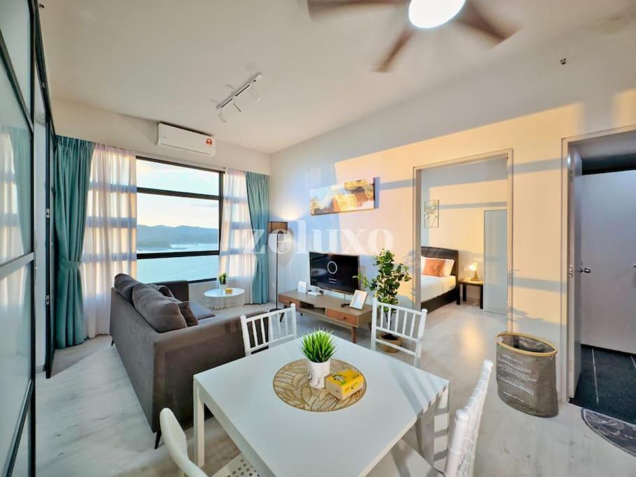 #10 Jesselton Quay Pads Seaview By Zeluxo *