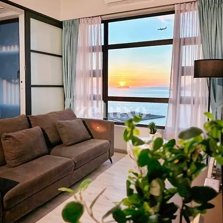 #10 Jesselton Quay City Pads Seaview By Zeluxo Kota Kinabalu Exterior photo
